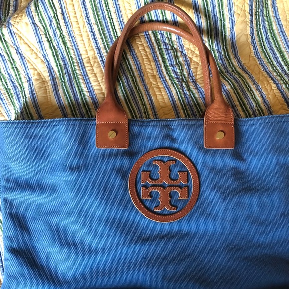 Tory Burch Handbags - Tory Burch large canvas sky blue tote